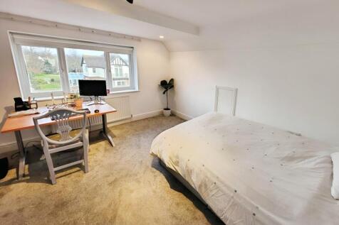 82d56d79-Bedroom 20Four.jpg