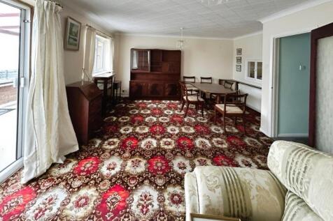 c792dd32-Lounge.jpg