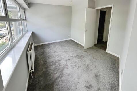 570e7025-Bedroom 20One.jpg