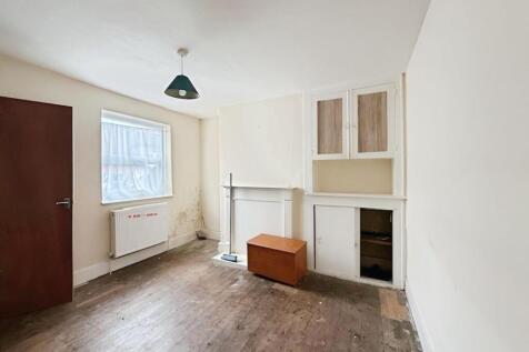 89323cc1-Dining 20Room.jpg