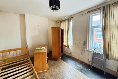 55e0cd85-Bedroom3.jpg