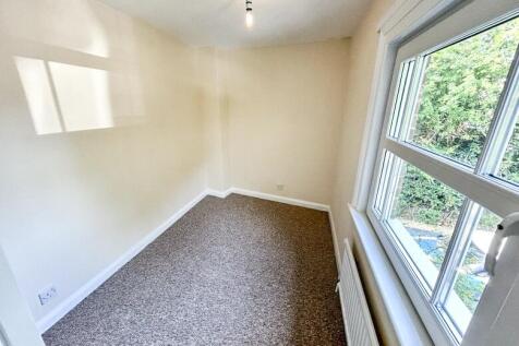 pbox-bedroom-319227.jpg