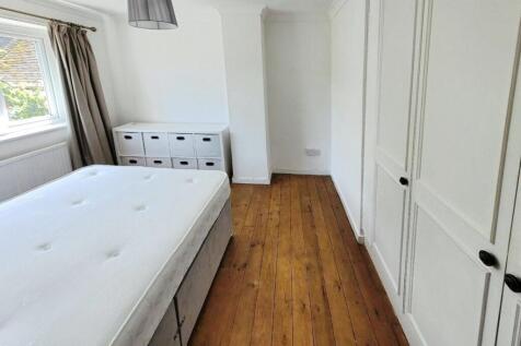 pbox-bedroom-321005.jpg