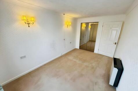 pbox-bedroom-321483.jpg
