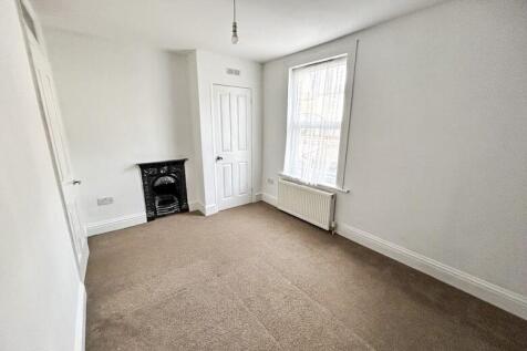 pbox-living_room-322066.jpg