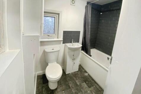 pbox-bathroom-328636.jpg