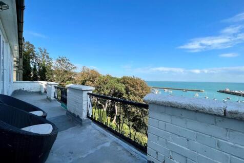 Balcony 2.jpeg