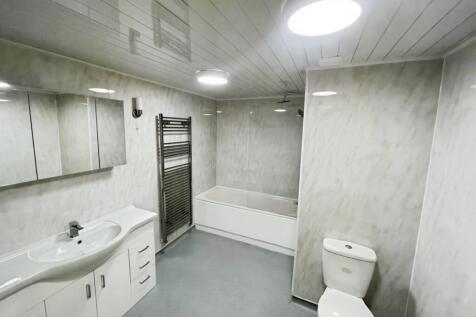 pbox-bathroom-344049.jpg