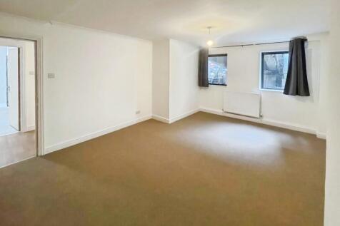 pbox-bedroom-344049.jpg