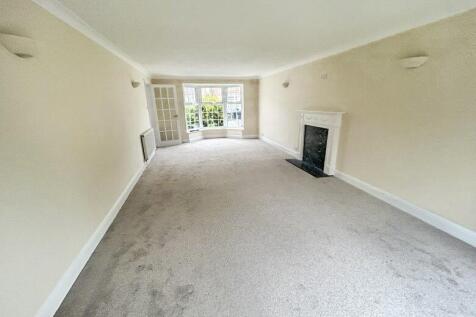 pbox-living_room-316885.jpg