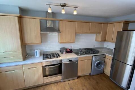 Lounge / Kitchen