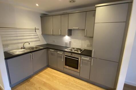 Lounge &amp; Kitchen