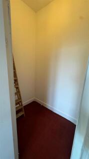 Bedroom 2 cupboard