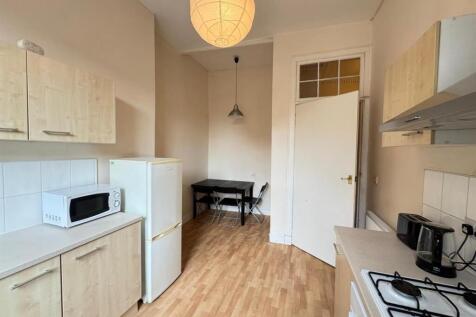 Kitchen 3.jpg