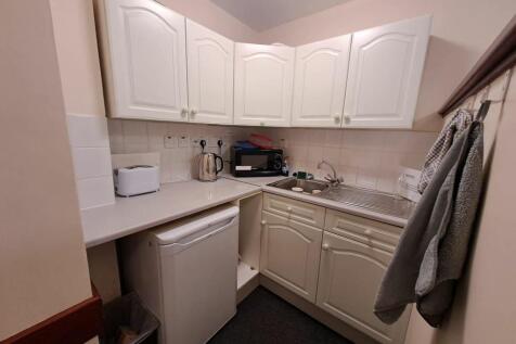 Communal Kitchen