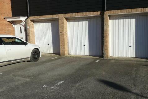 Garage / parking