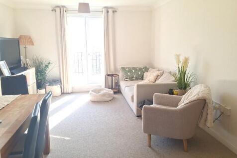 Living/dining room