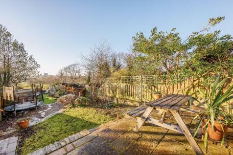 Generous South-Westerly Facing Garden