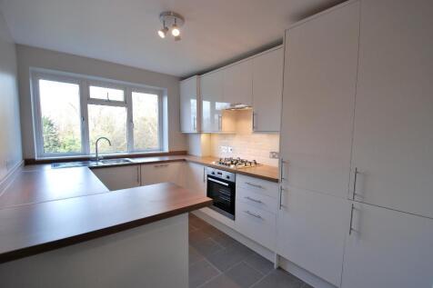 Stylish Kitchen/B&#39;fast Room