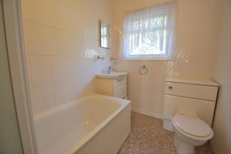 Fully Tiled Family Bathroom