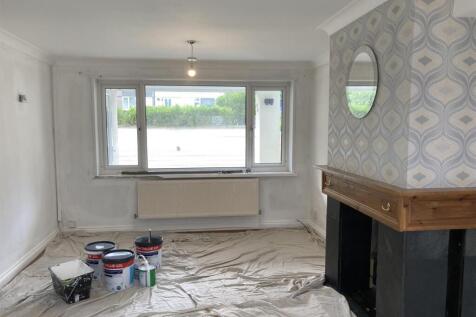 Living Dining room 2.jpg