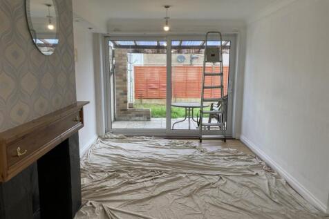 Living &amp; Dining room 1.jpg
