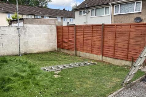 Rear Garden 2.jpg