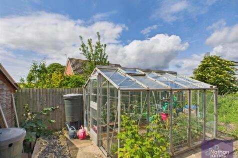 Secret veggy patch with Greenhouse