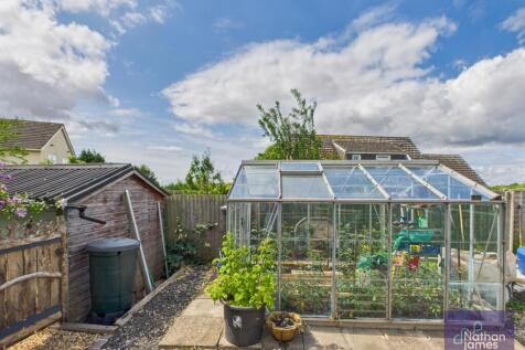 Secret veggy patch with Greenhouse