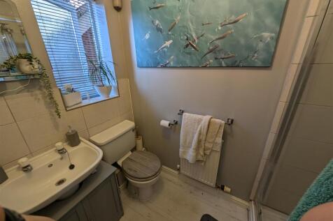Ensuite.jpg
