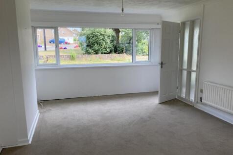 Living Room 2.jpg