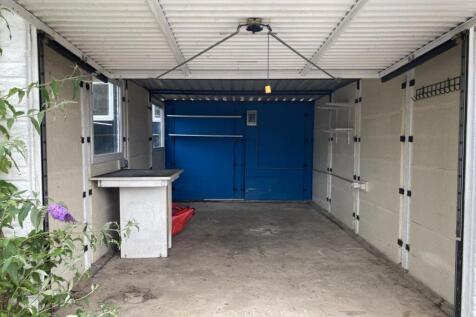 Garage.jpg