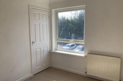 Bedroom One 2.jpg