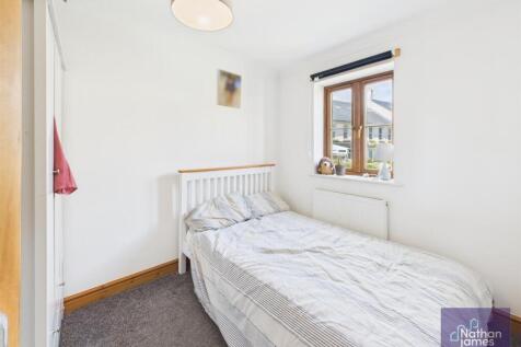 Bedroom 2 (First Floor)