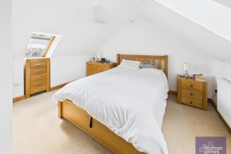 Bedroom 1 ( Second Floor)