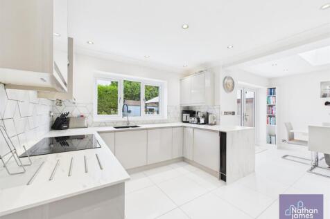 Open plan Kitchen / Diner &amp; Snug