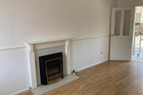 Living Room 1.jpg