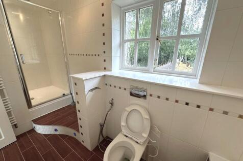 Ensuite (2)