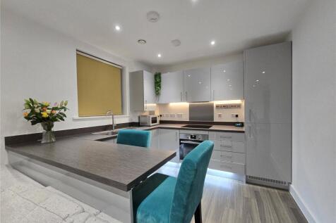 Kitchen &amp; Bar
