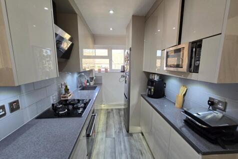 Kitchen (2)