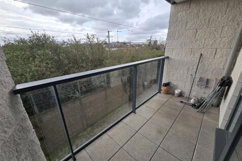 Balcony (2)