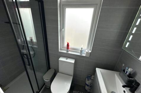 Bedroom Ensuite
