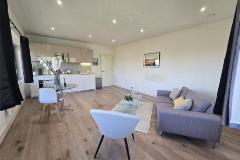 Lounge/Kitchen