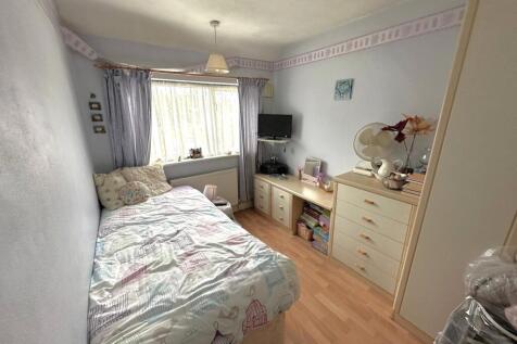 Bedroom Two (3)
