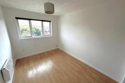 Bedroom One (2)
