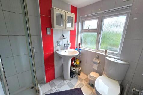 En-Suite Shower