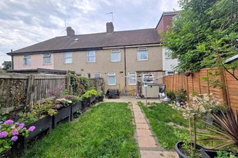 Garden &amp; Rear Aspect