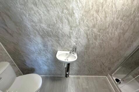 Bedroom One Ensuite