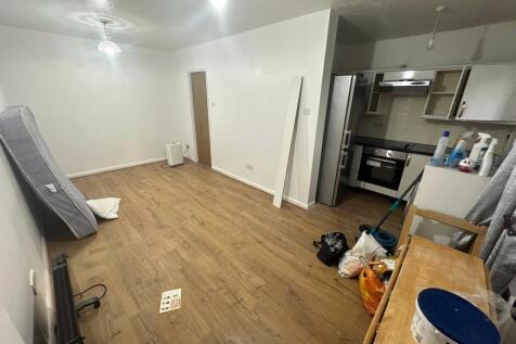 Lounge/ Bedroom