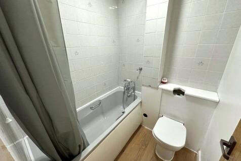 Bathroom (2)